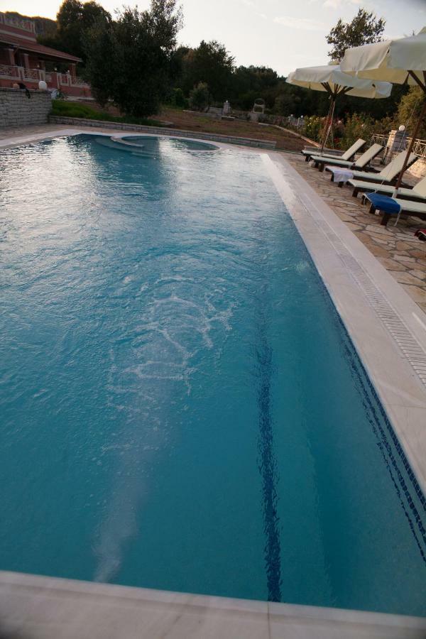 Epavlis Nadine Corfu Villa Gouvia Ngoại thất bức ảnh