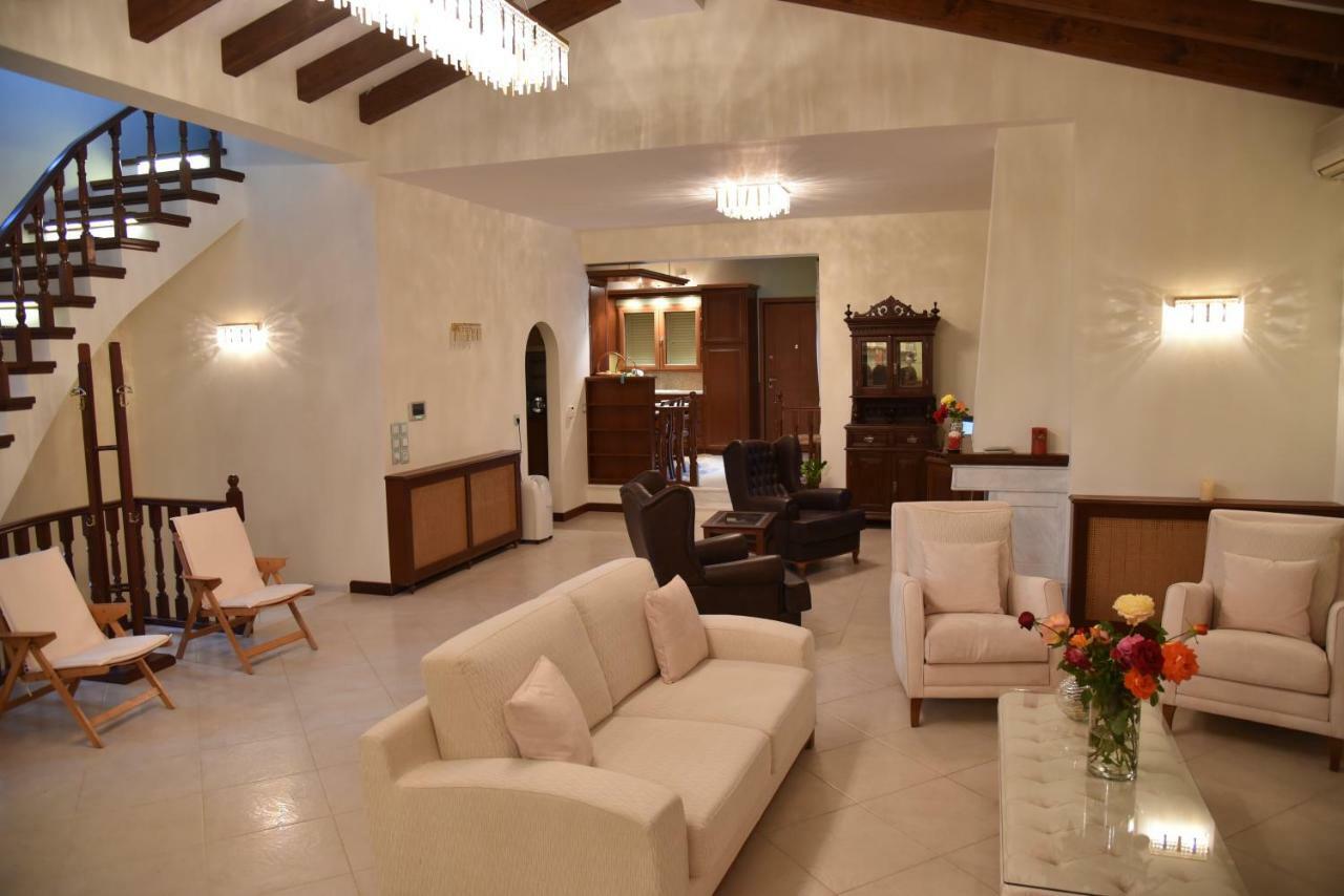 Epavlis Nadine Corfu Villa Gouvia Ngoại thất bức ảnh
